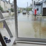 Isle of Wight salon reopens after flood